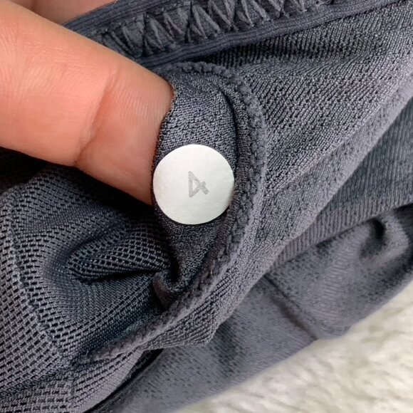 Lululemon Women's Gray Crossed Back Tank Top Size 4 - Picture 16 of 16